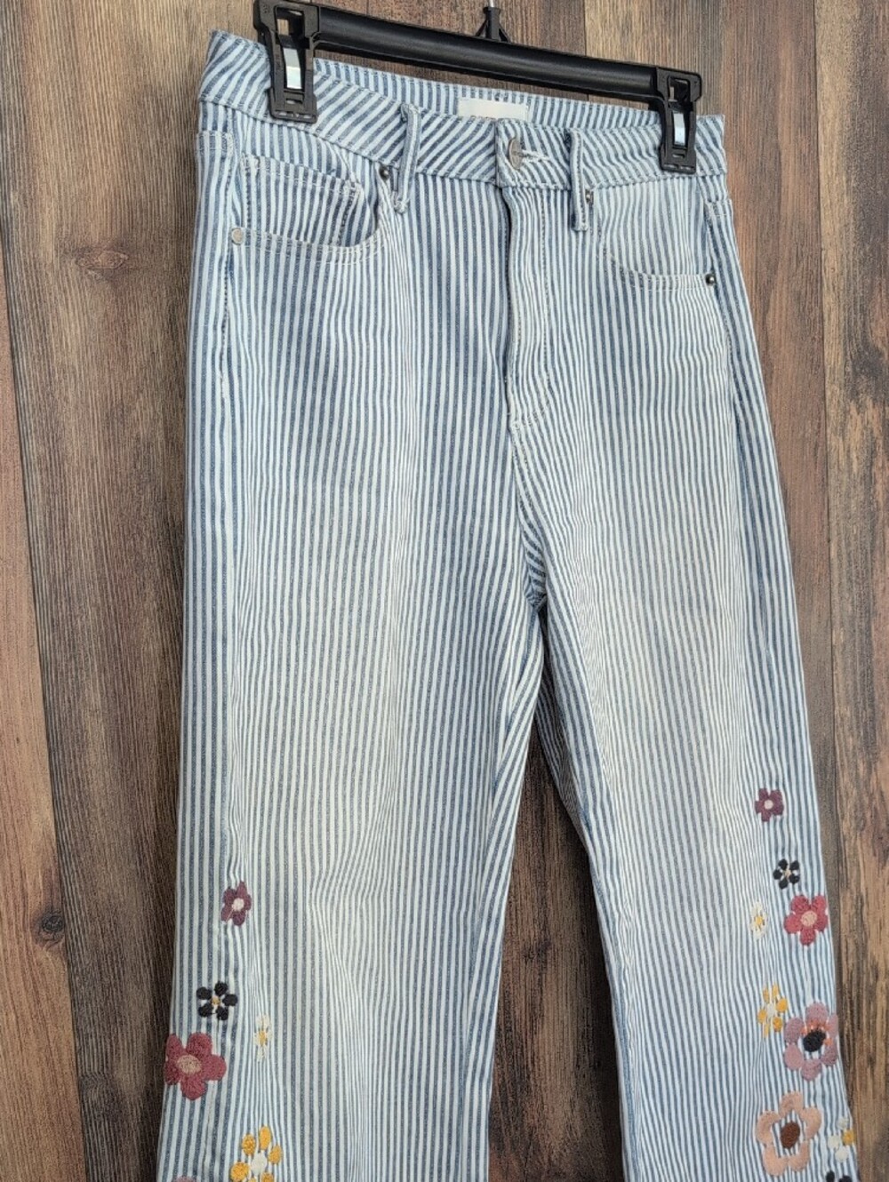 DRIFTWOOD PinStriped Wide Leg Floral Embroidery Fray Hem Jeans 25 710A - Picture 2 of 9